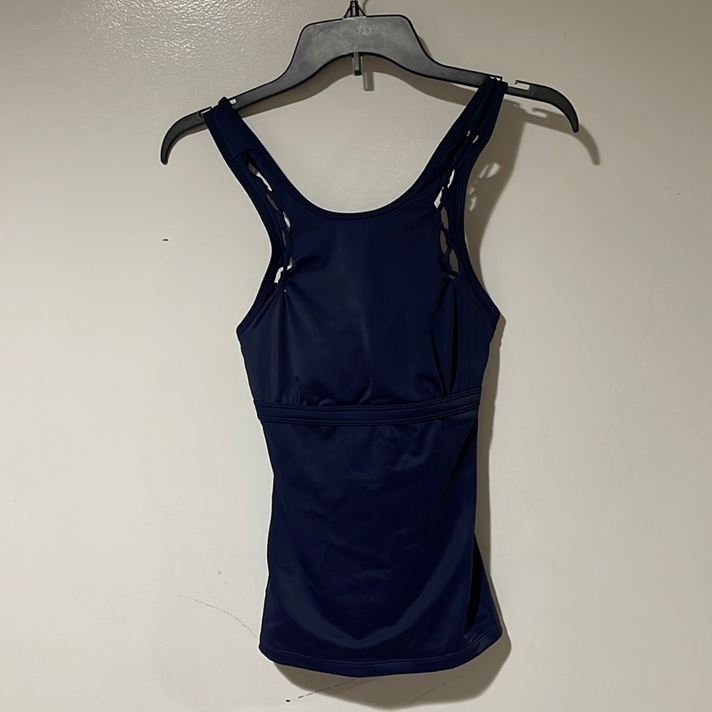 Athleta One Piece Bikini Top 32B/C with Wired Bra M NWOT